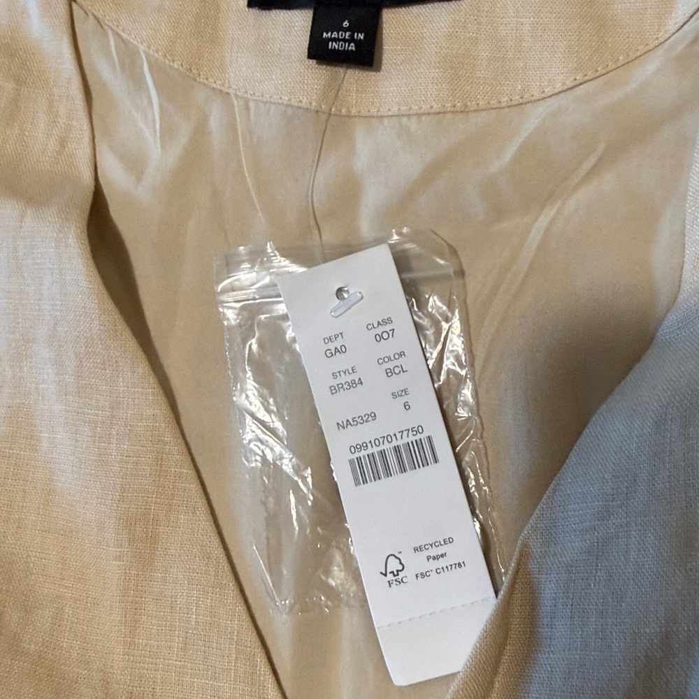 Women’s JCrew Vest - Picture 2 of 4